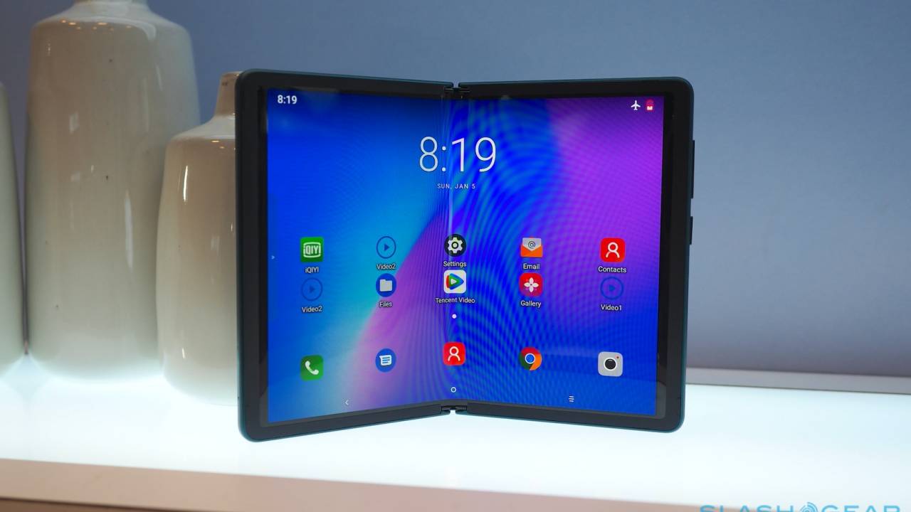 TCL foldable phone hands-on: A prototype with promise