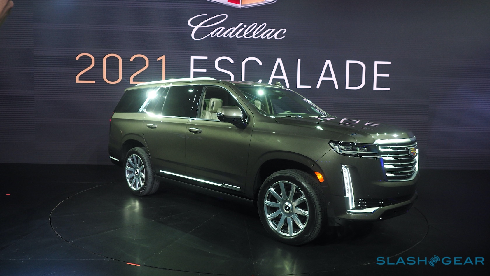 2021 cadillac escalade premium luxury
 Exterior and Interior