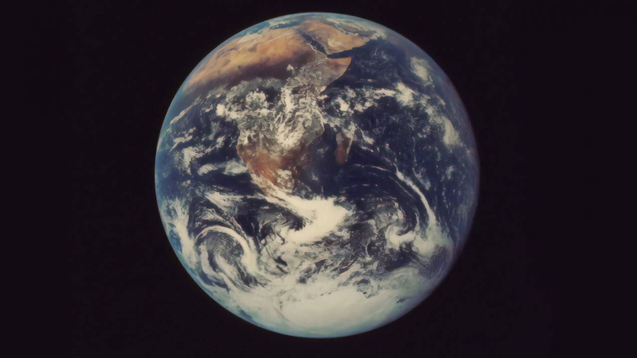 Jeff Bezos announces $10 billion Earth fund targeting climate change