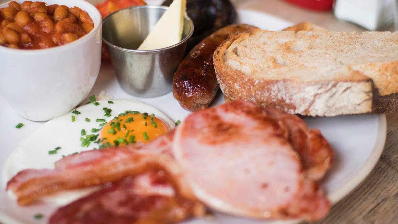 Study finds eating a big breakfast may significantly boost calorie burning