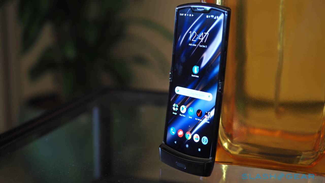 Motorola Razr teardown is full of red flags