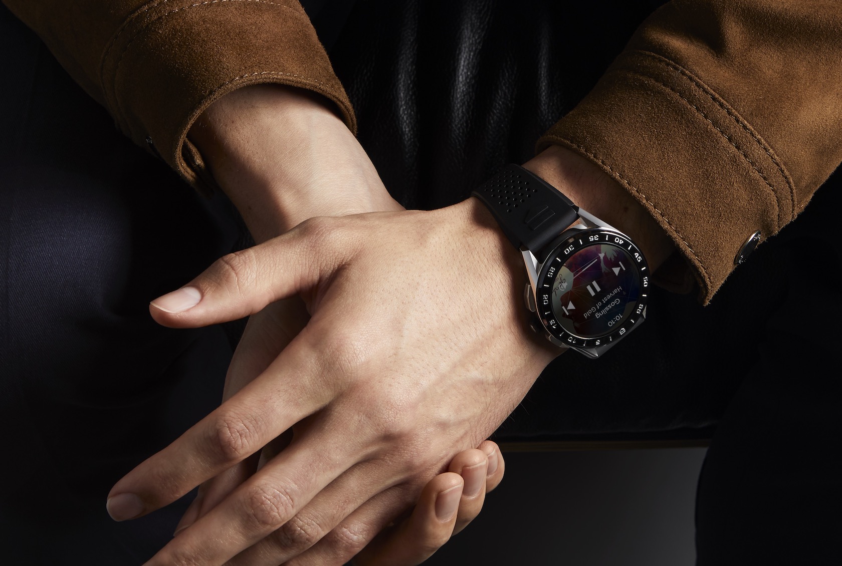 tag heuer charging puck