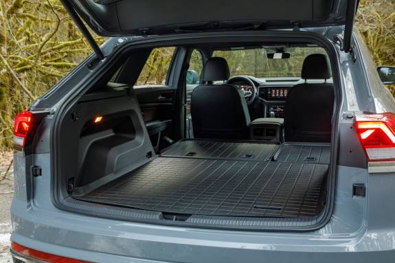 2020 Volkswagen Atlas Cross Sport Is Roomy To A Fault Slashgear