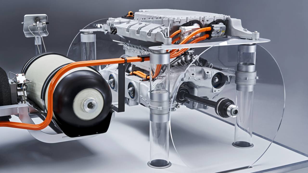 BMW is committed to hydrogen fuel cells with i Hydrogen NEXT