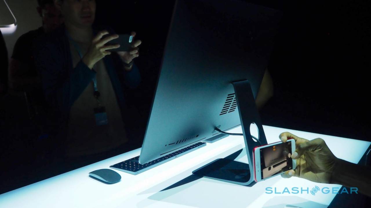 MacBook Pro, iMac Pro, other mini-LED products tipped