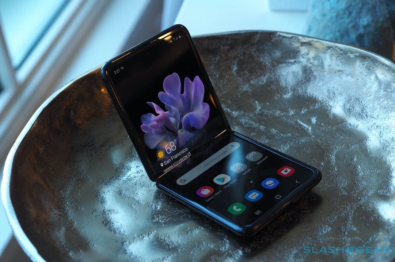 android 11 fold 2