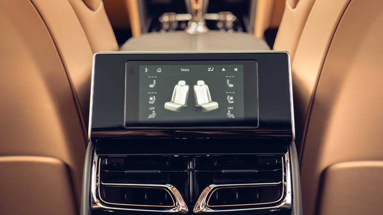Bentley Flying Spur Touchscreen Remote Gives Rear Seat Occupants More Control Slashgear