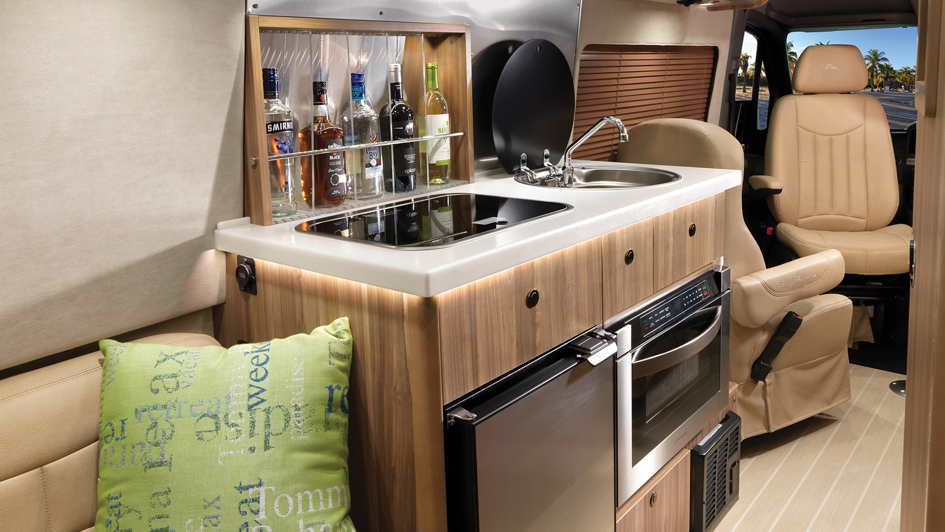 2021 Airstream RV Classic 30rbq комплектация