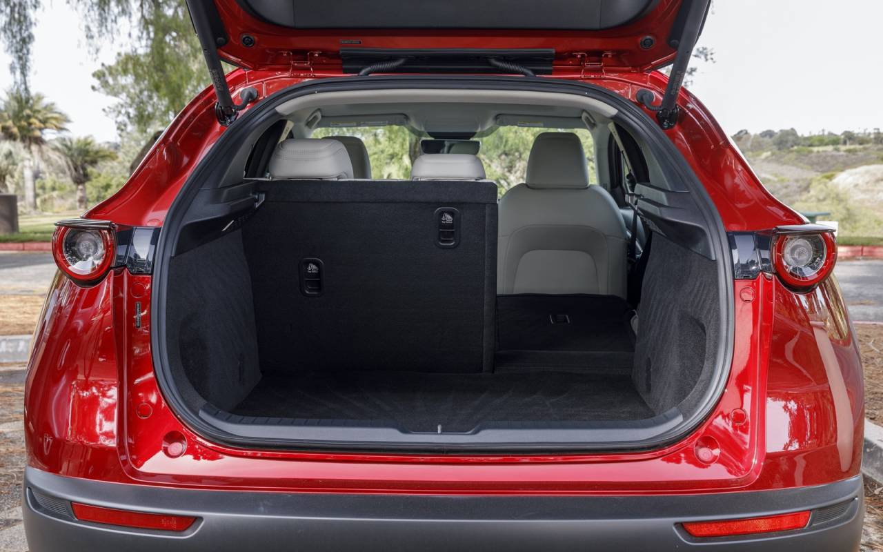 2020 Mazda CX30 Review Resetting the crossover balance SlashGear