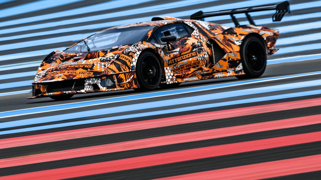 Lamborghini SCV12 hypercar uses track trickery for its 830+ horsepower V12