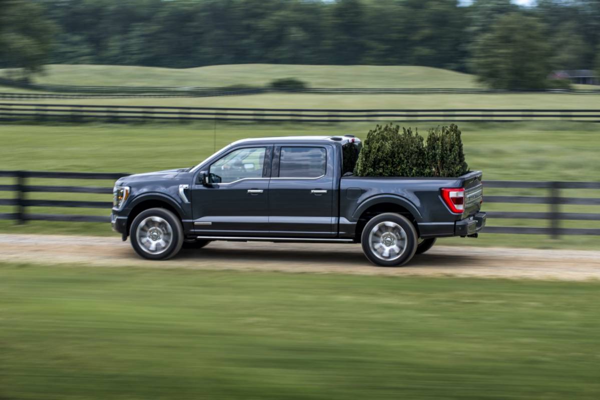 2021 Ford F 150 Revealed New Hybrid Extra Tech And More Practicality Slashgear