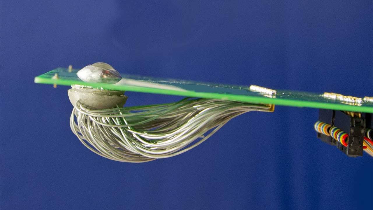 Researchers create a bionic eye that could see better than the real