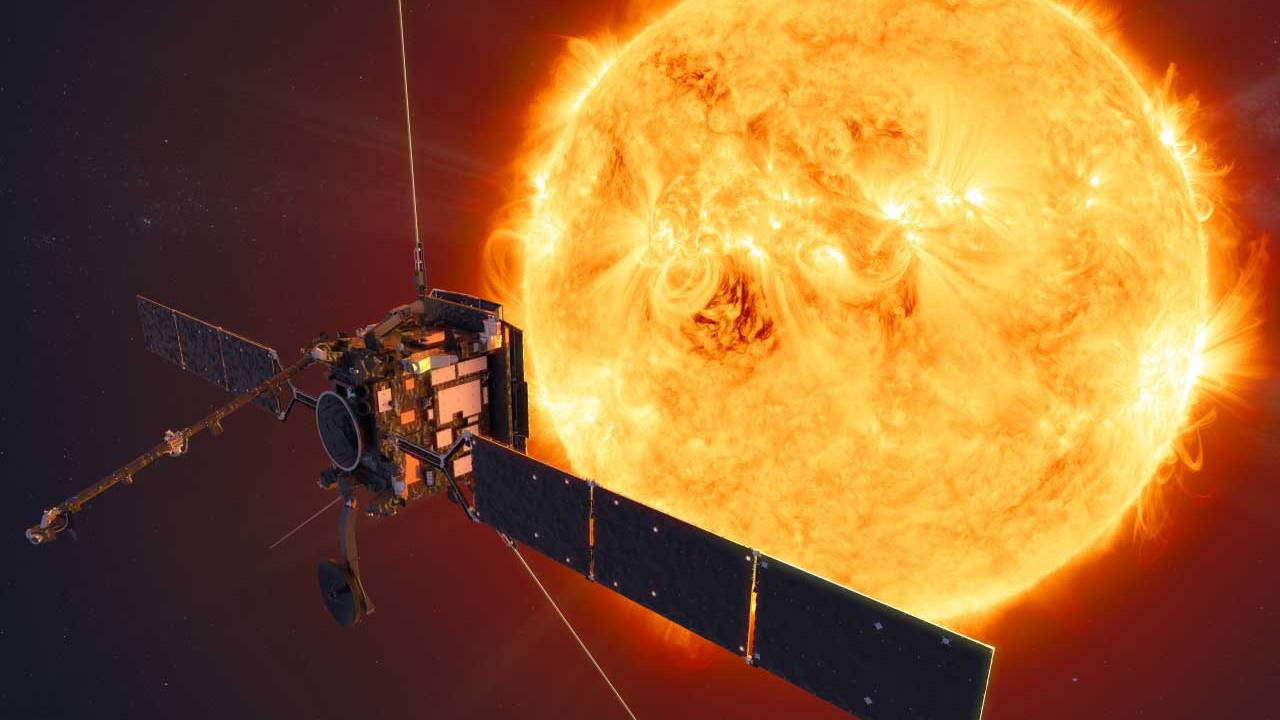 ESA Solar Orbiter makes its first close approach to the Sun