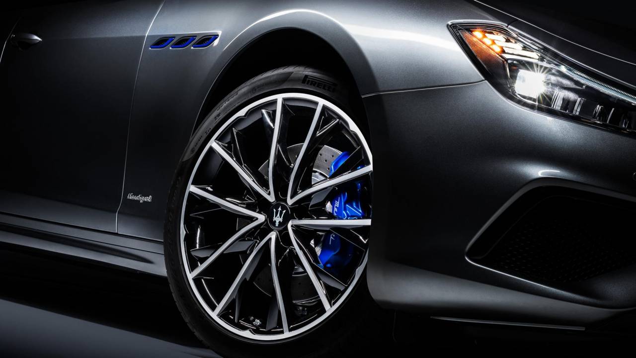 2021 Maserati Ghibli Hybrid debuts with 325HP twin-charged engine