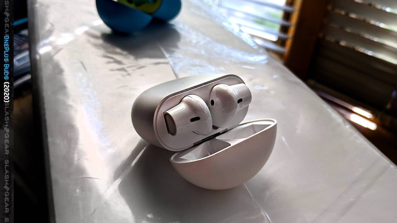 airpods single price