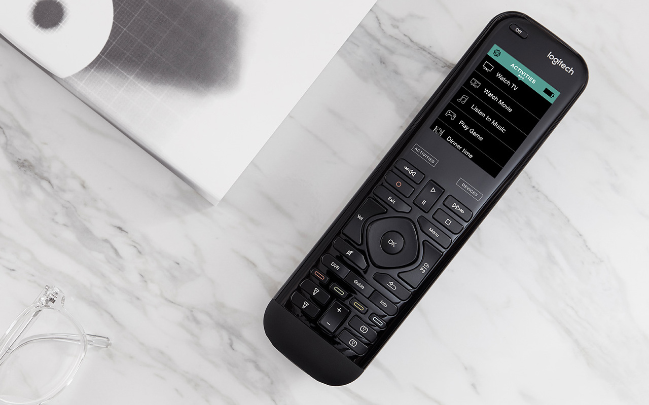 Remote 2020. Logitech Harmony.
