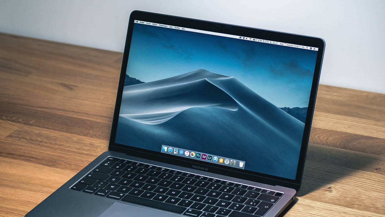Apple Warns Against Closing Macbooks When Using Webcam Covers Slashgear
