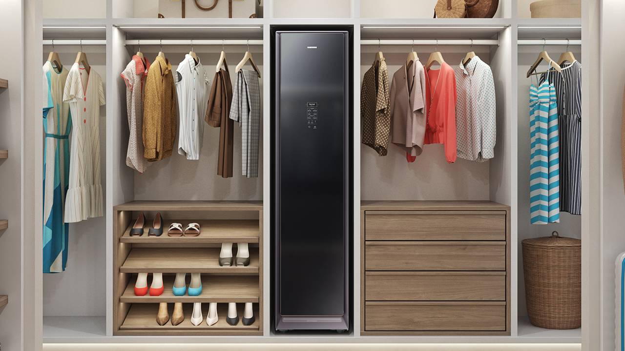 Samsung AirDresser “cleaning wardrobe” goes on sale