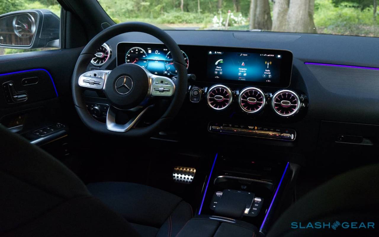 21 Mercedes Benz Gla 250 4matic Review Embracing The Suv Slashgear