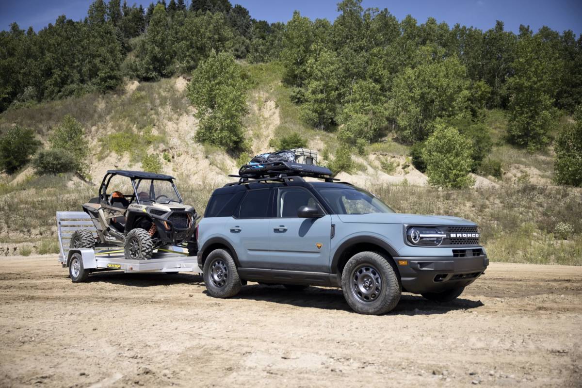 OMAC Roof Rack Crossbars Compatible with Ford Bronco Sport 2021 Alum 通販 