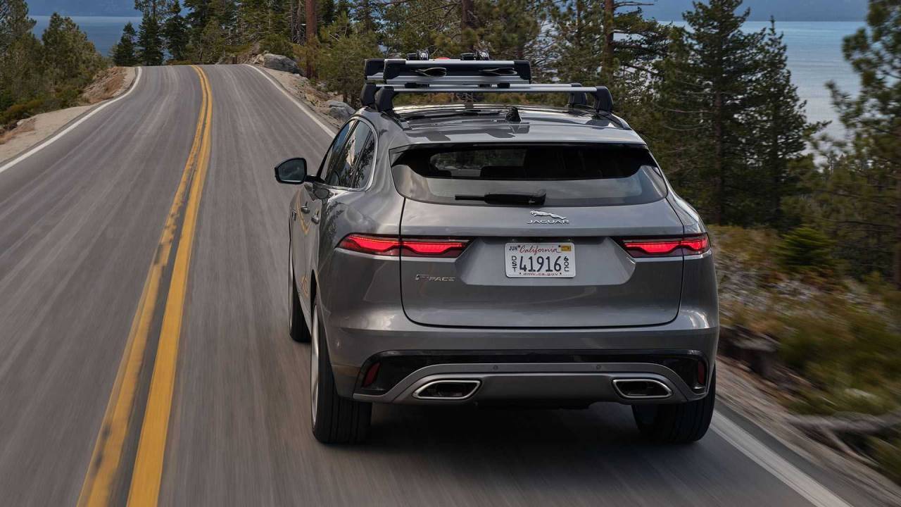 21 Jaguar F Pace Debuts Cleaner Styling And Refreshed Interior Slashgear 21 Jaguar F Pace Debuts Cleaner Styling And Refreshed Interior Slashgear