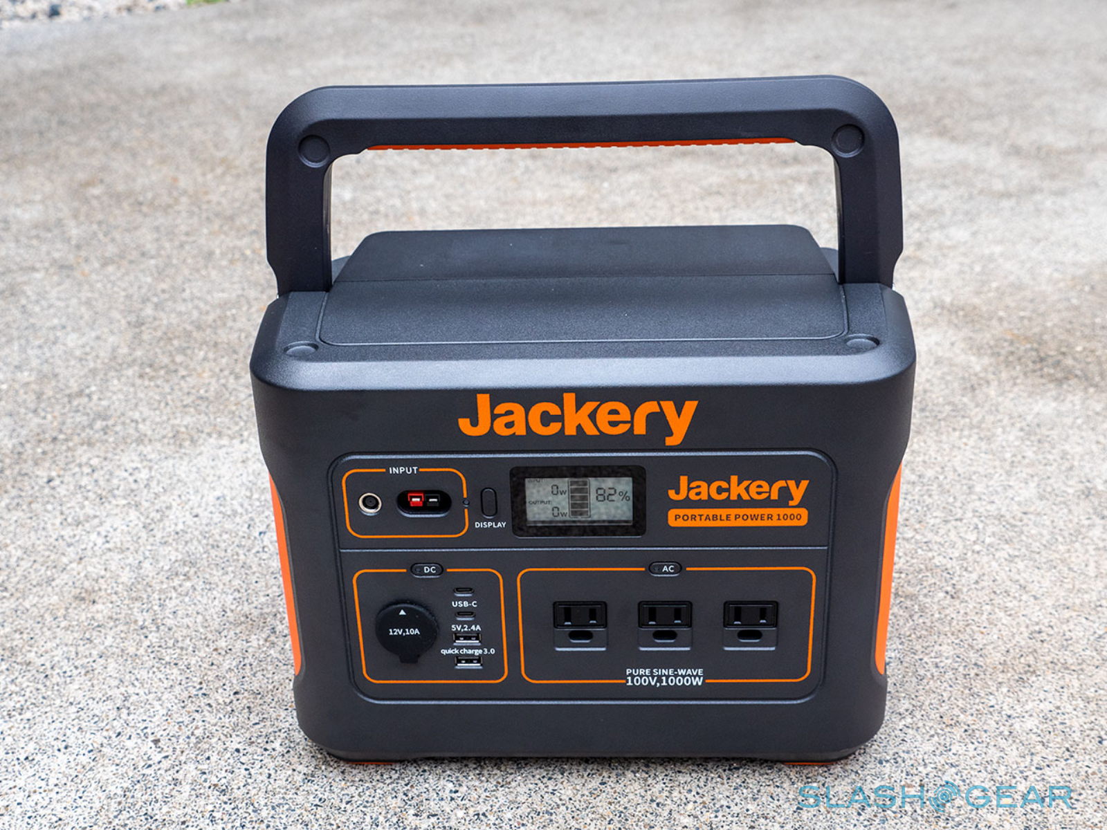 Jackery Explorer 1000 Portable Power Station Review Slashgear Jackery Explorer 1000 Portable Power Station Review Slashgear