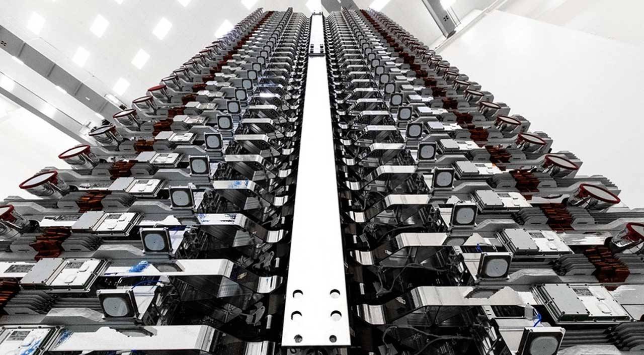 SpaceX scrubs today’s Starlink satellite launch