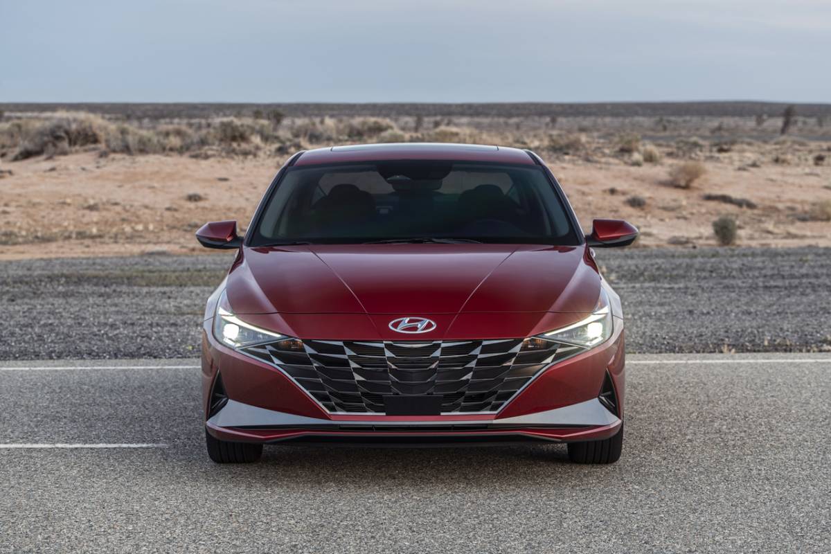 2021 Hyundai Elantra Pricing Base Se Trim Starts At 19 650 Slashgear