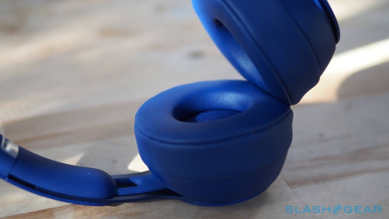 apple airpods studio reddit