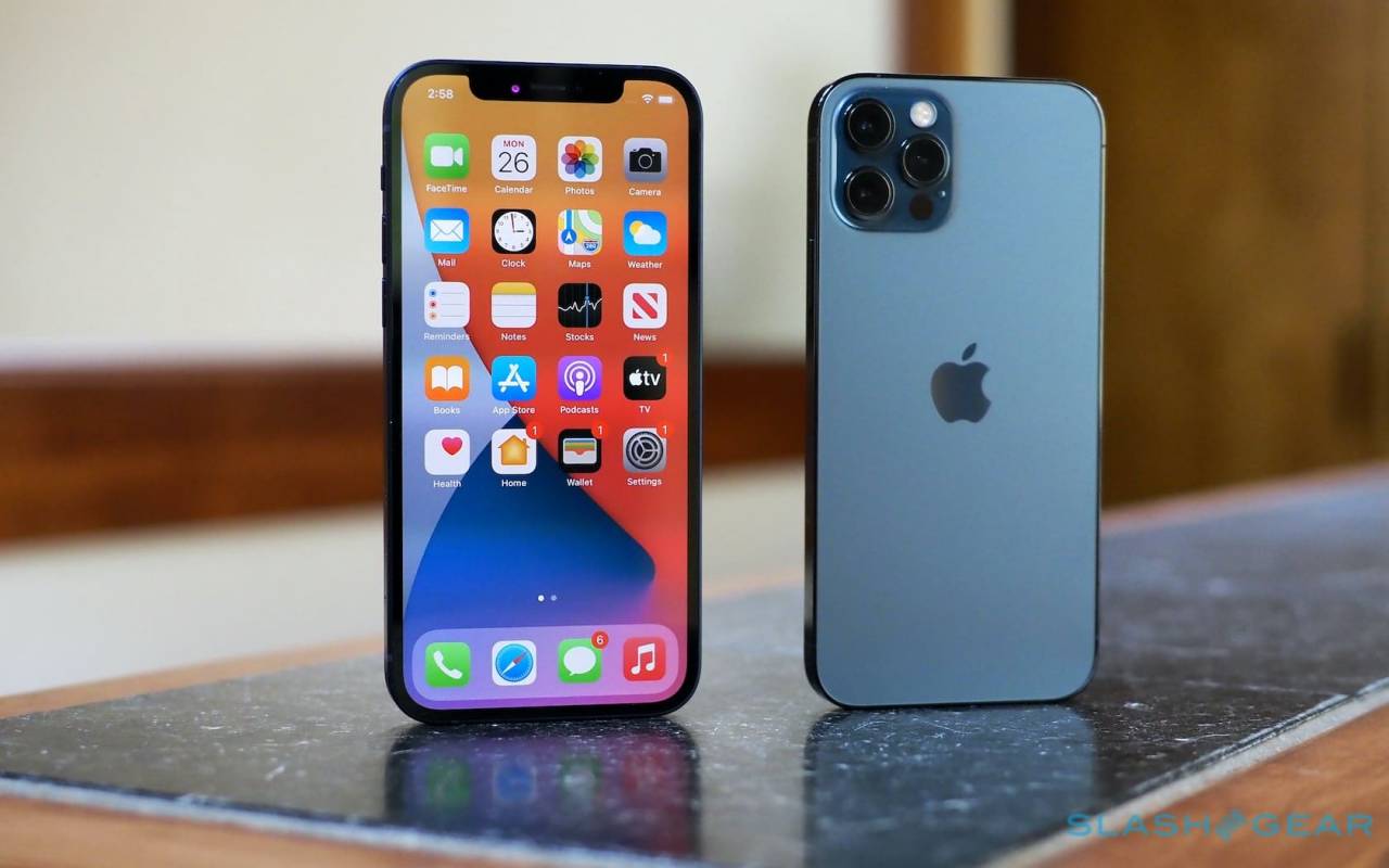 Apple Iphone 12 And 12 Pro Review Look Beyond 5g Slashgear Apple Iphone 12 And 12 Pro Review Look Beyond 5g Slashgear