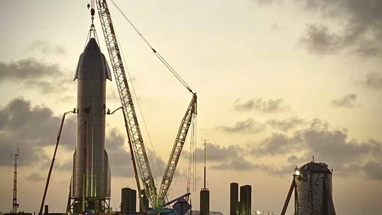 SpaceX stacks its Starship prototype in preparation for another test flight