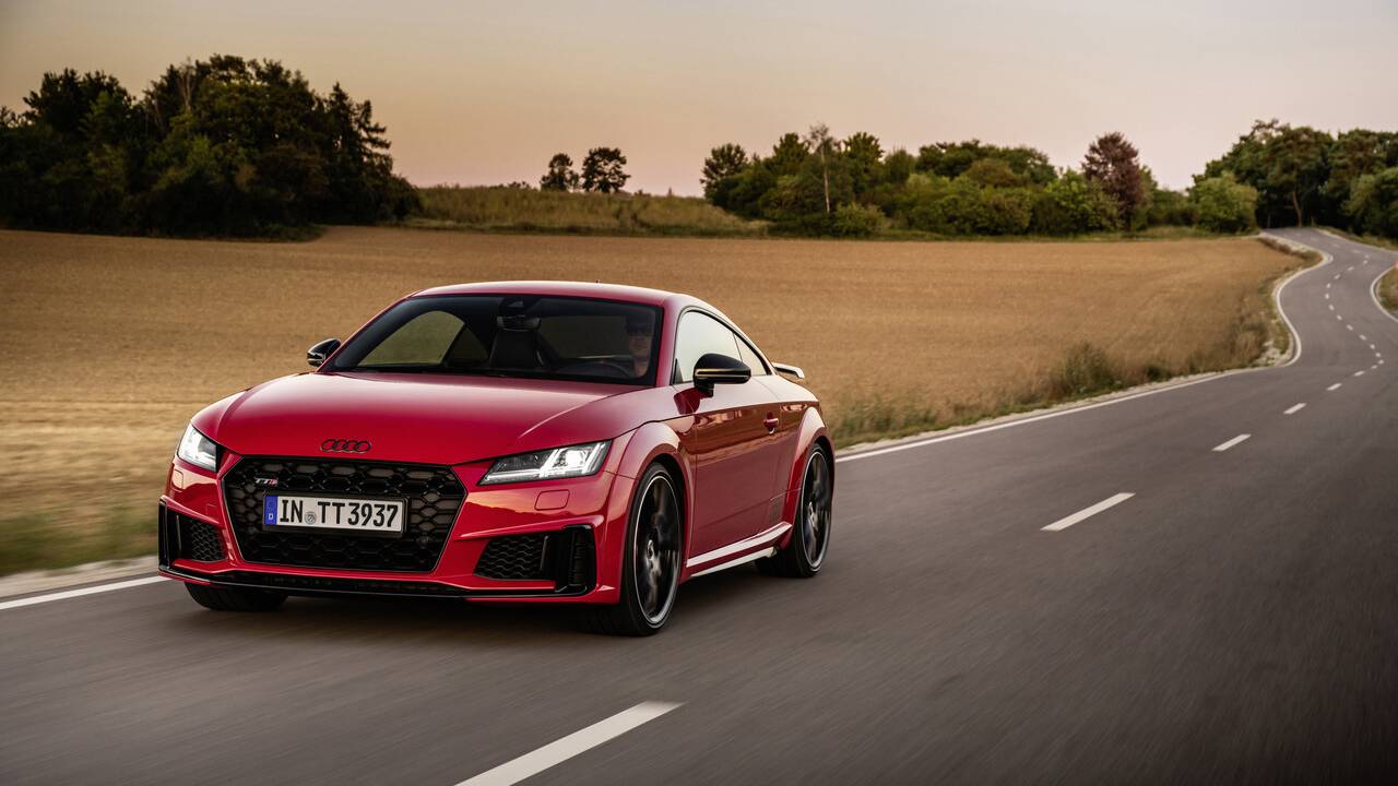 2021 Audi TT and TTS gets new equipment and Bronze Selection trim