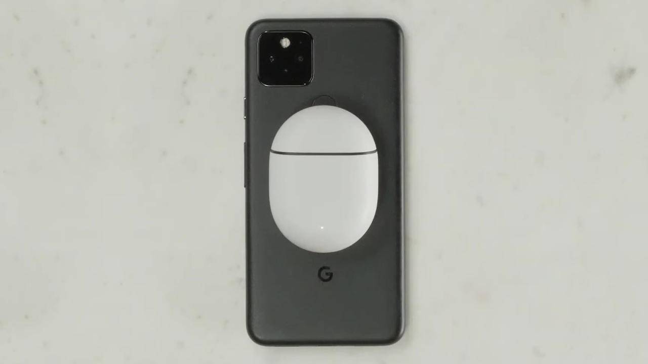 Pixel 5 Battery Share turns on temporarily when you plug it in