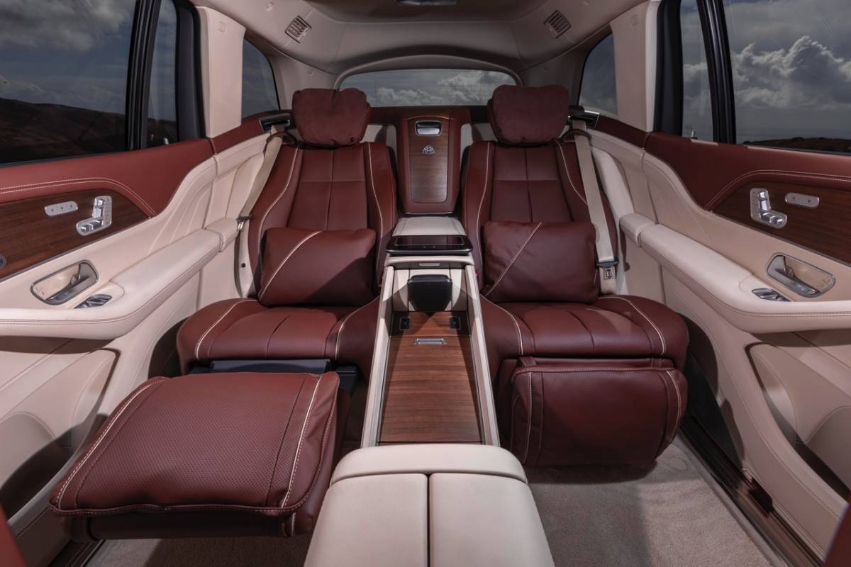 21 Mercedes Maybach Gls 600 First Drive Review Luxury You Can T Ignore Slashgear