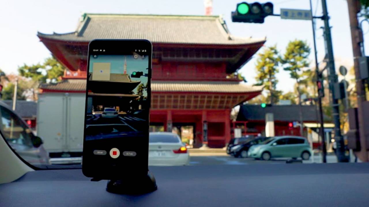 Google will let anyone with an Android phone be a Street View photographer