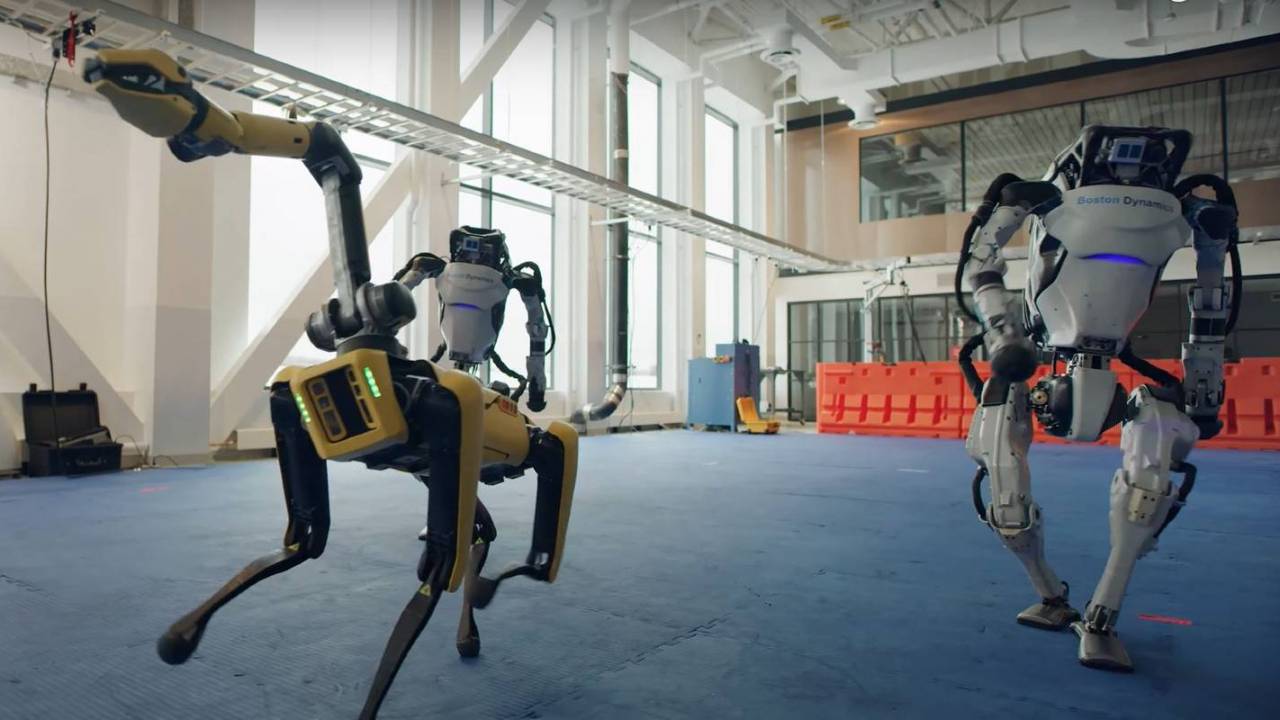 boston dynamics robot dog dancing