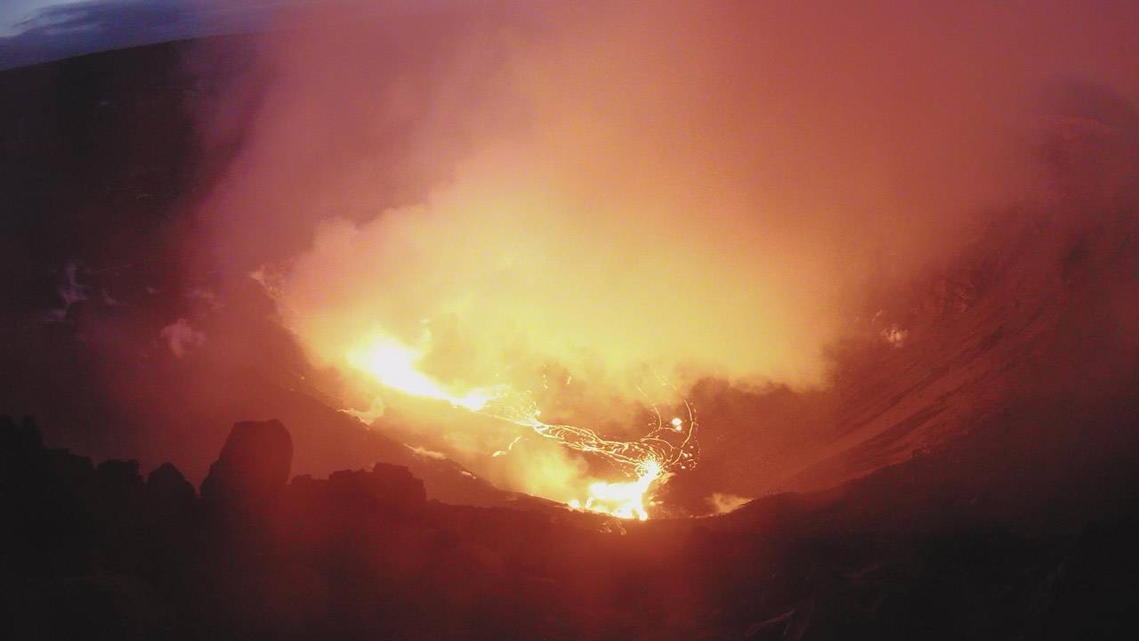 Kilauea volcano erupts in three places, new lava lake formed