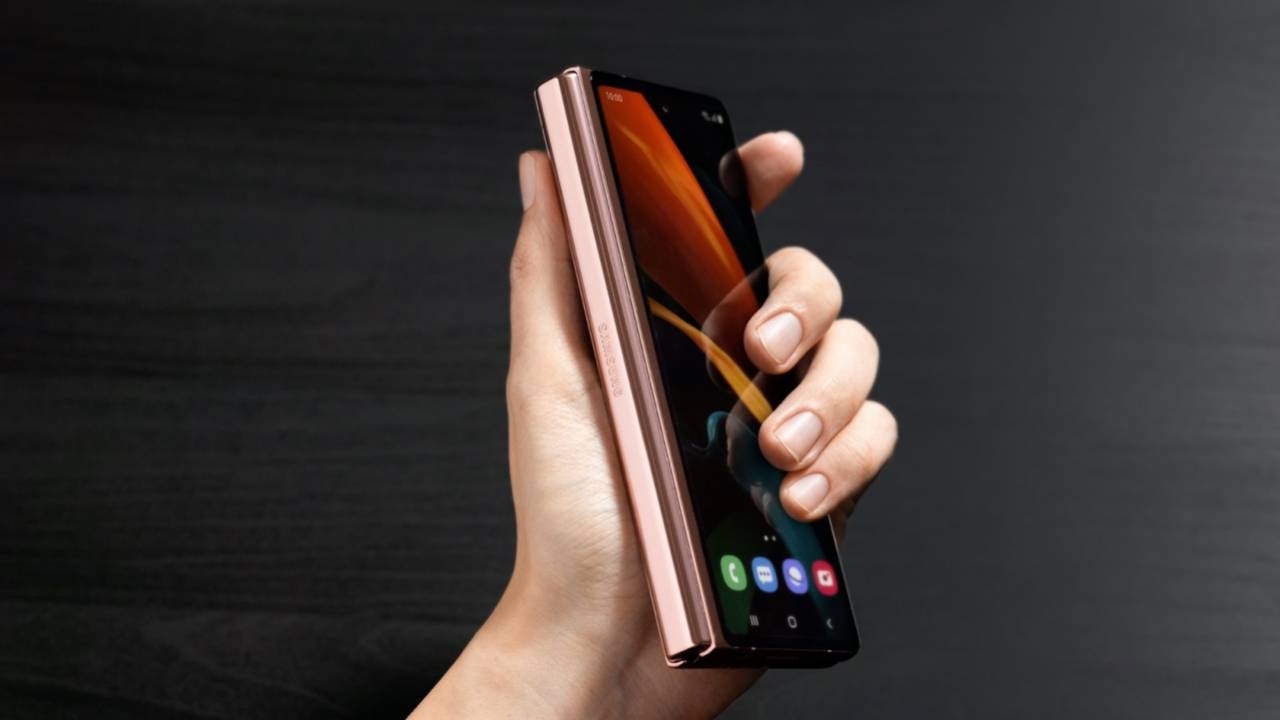 Samsung S Foldable Phone Plan For 21 Seems Overly Promising Slashgear