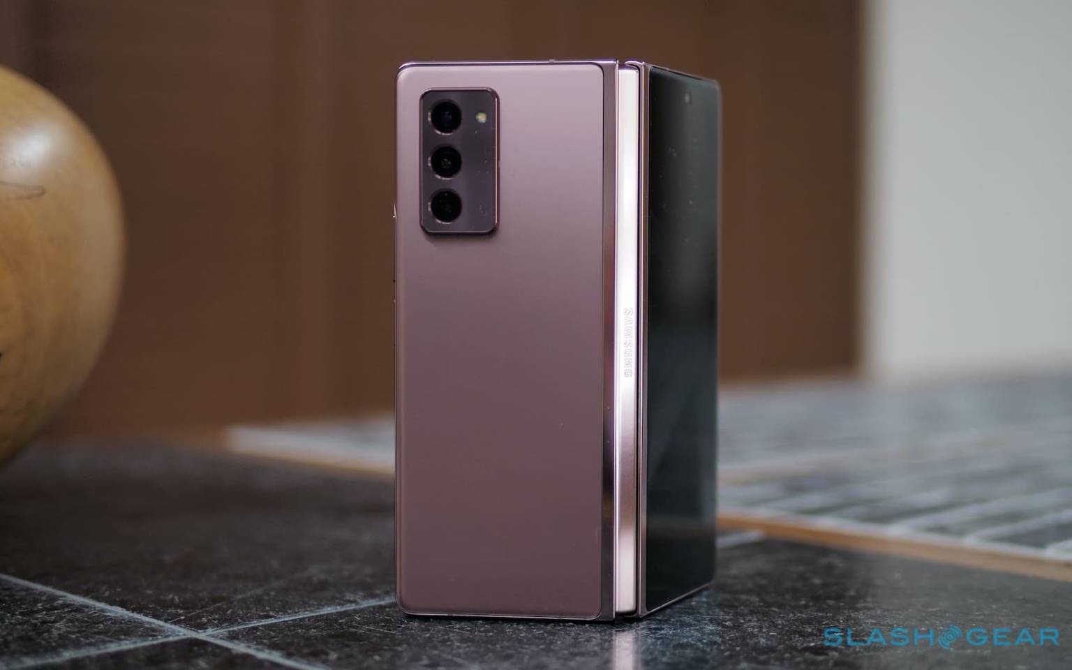 galaxy z fold 2020