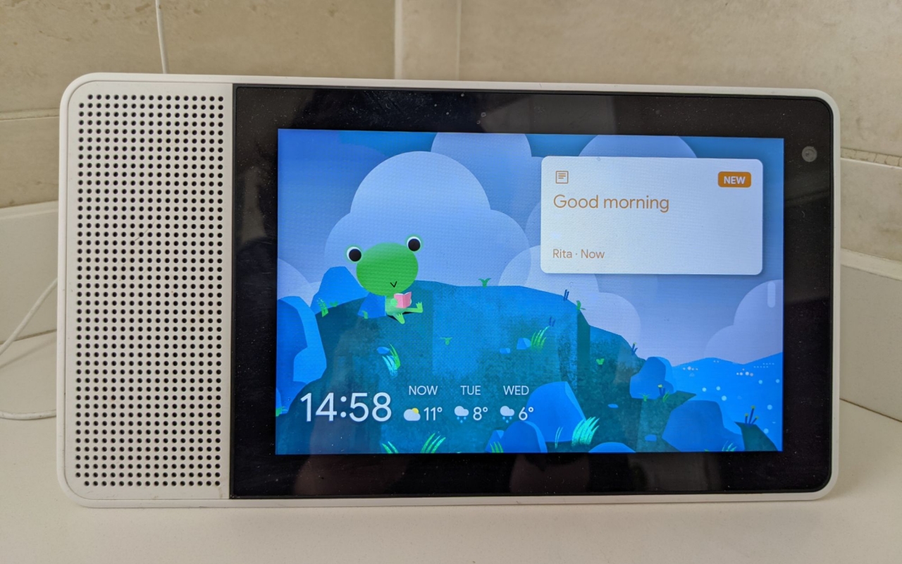 Nest Hub Sunrise alarm, Weather Frog, Family Sticky Notes arrive