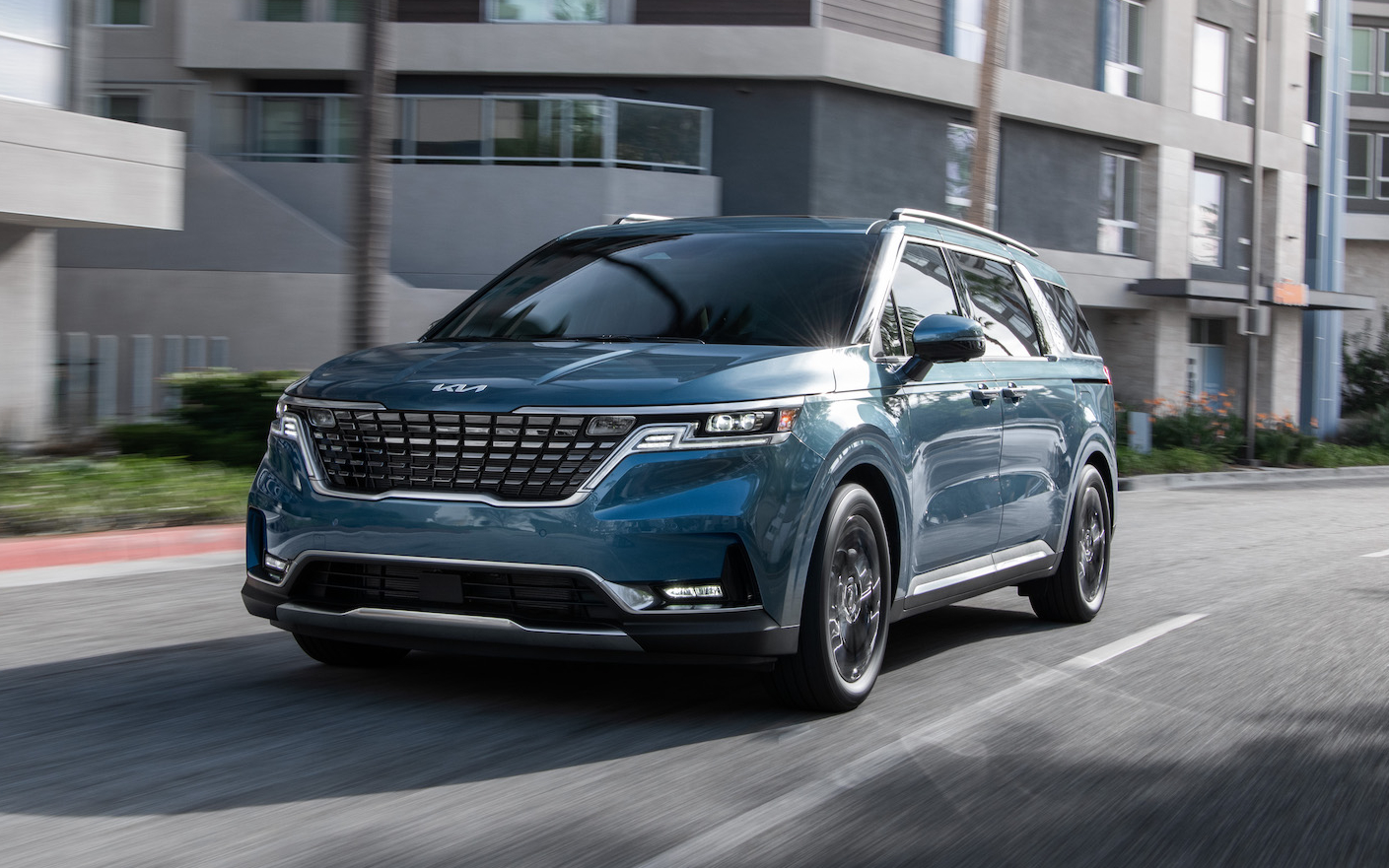 2022 Kia Carnival Ditches Sedona In Style With Upscale 3 Row Interior Slashgear