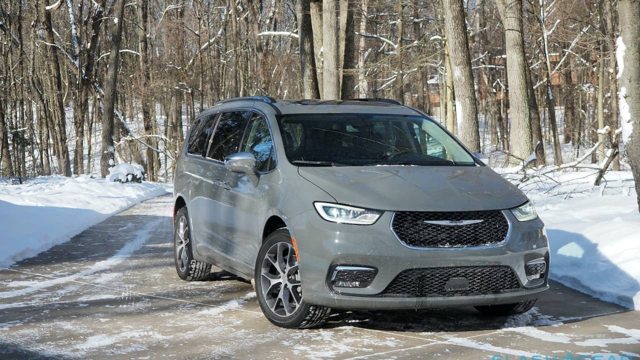2021 Chrysler Pacifica AWD Review – Minivan, Max Versatility