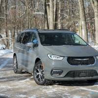 2021 Chrysler Pacifica AWD Review – Minivan, Max Versatility
