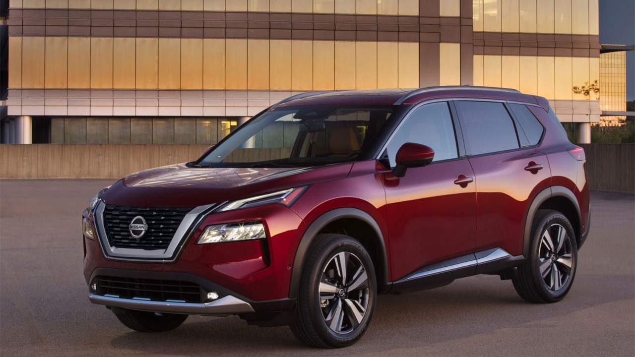 Gorgeous 2021 Nissan Rogue earns terrible front-passenger crash rating