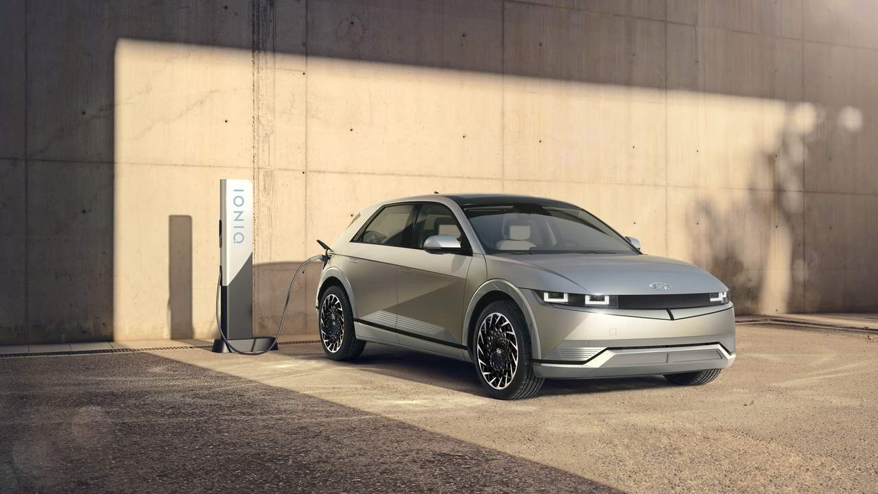 2022 Hyundai Ioniq 5 debuts with retro styling and ultramodern features