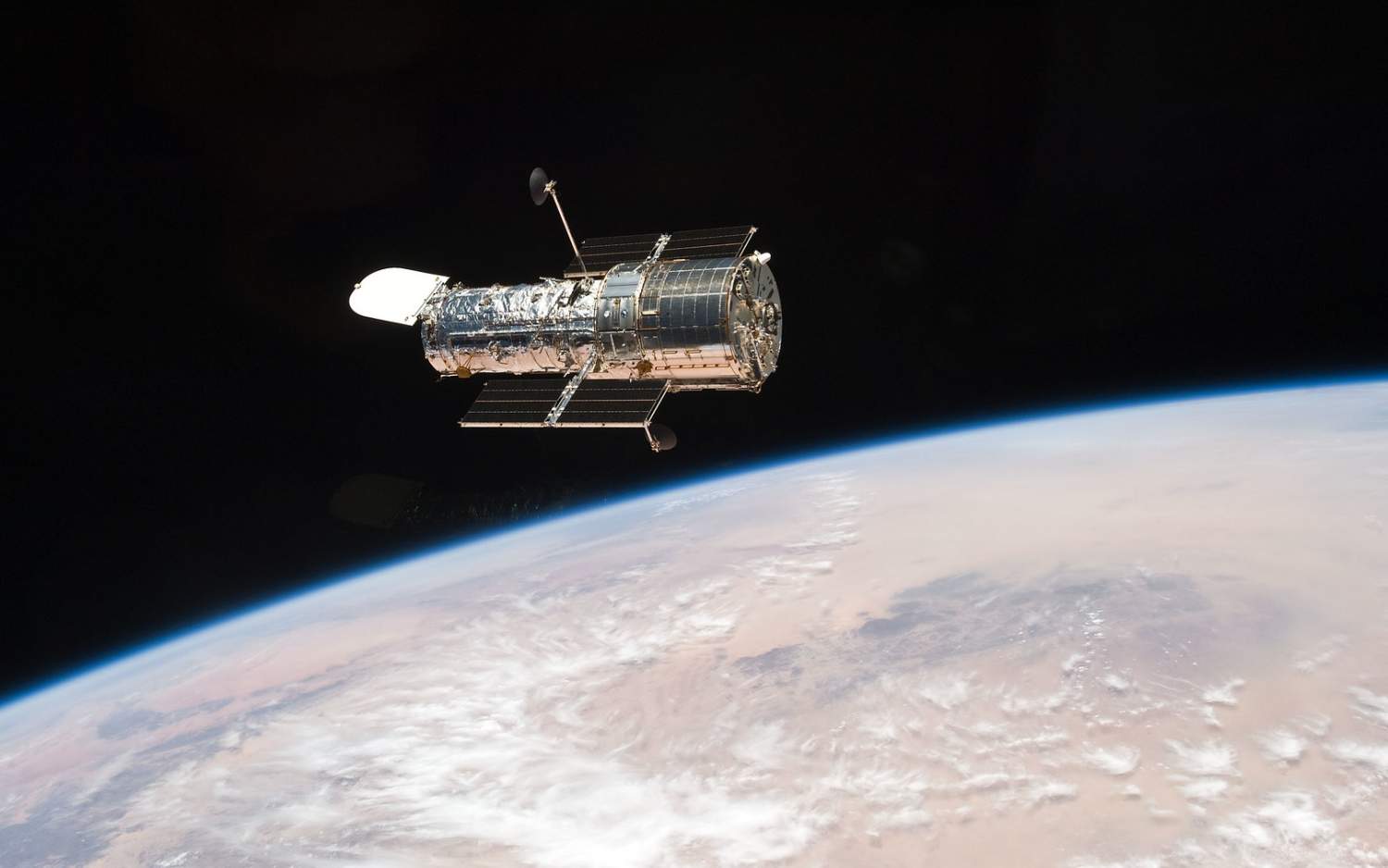 Hubble Back Online After Glitch Reveals Telescope S Secret Hardware Failure Slashgear