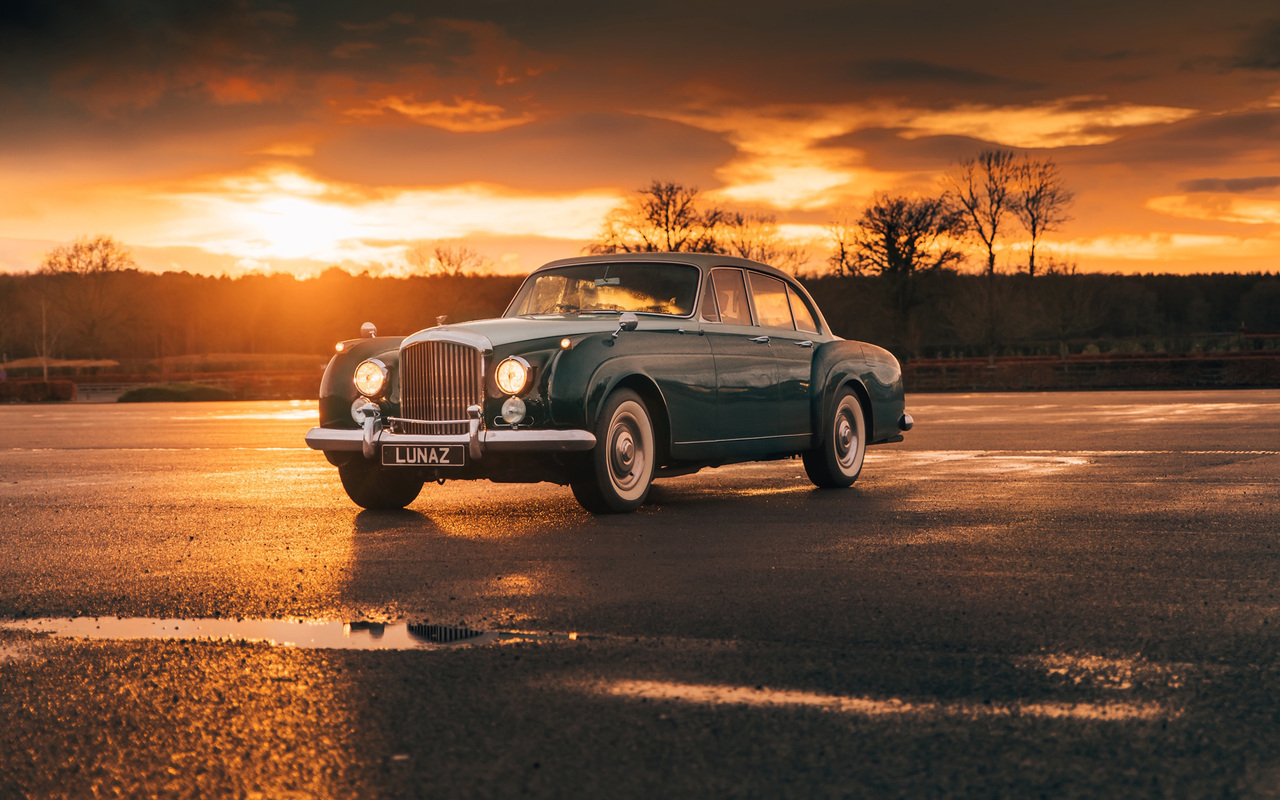 [Obrázek: bentley-s2-flying-spur-04.jpg]