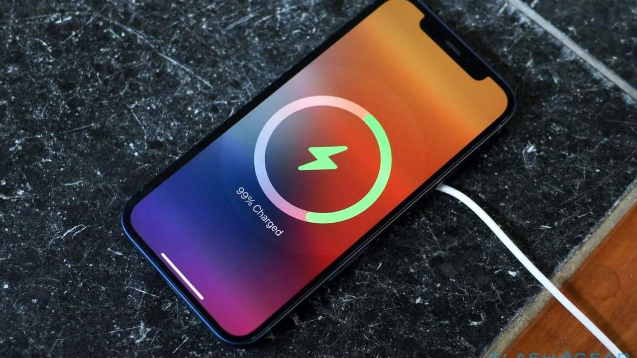 Kuo says iPhone foldable and big changes over 2 years