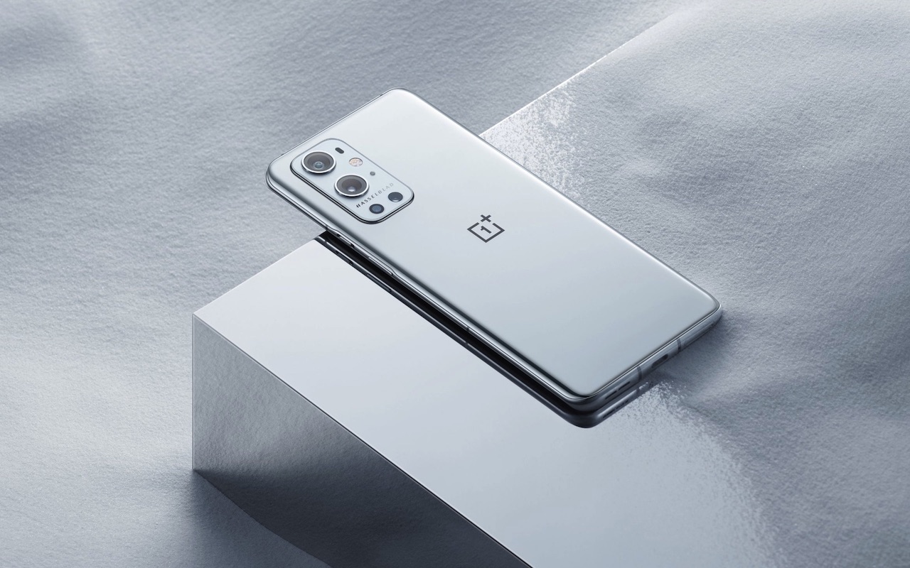 Oneplus 9 Pro Vs Galaxy S21 Plus Expectations And More Slashgear Oneplus 9 Pro Vs Galaxy S21 Plus Expectations And More Slashgear