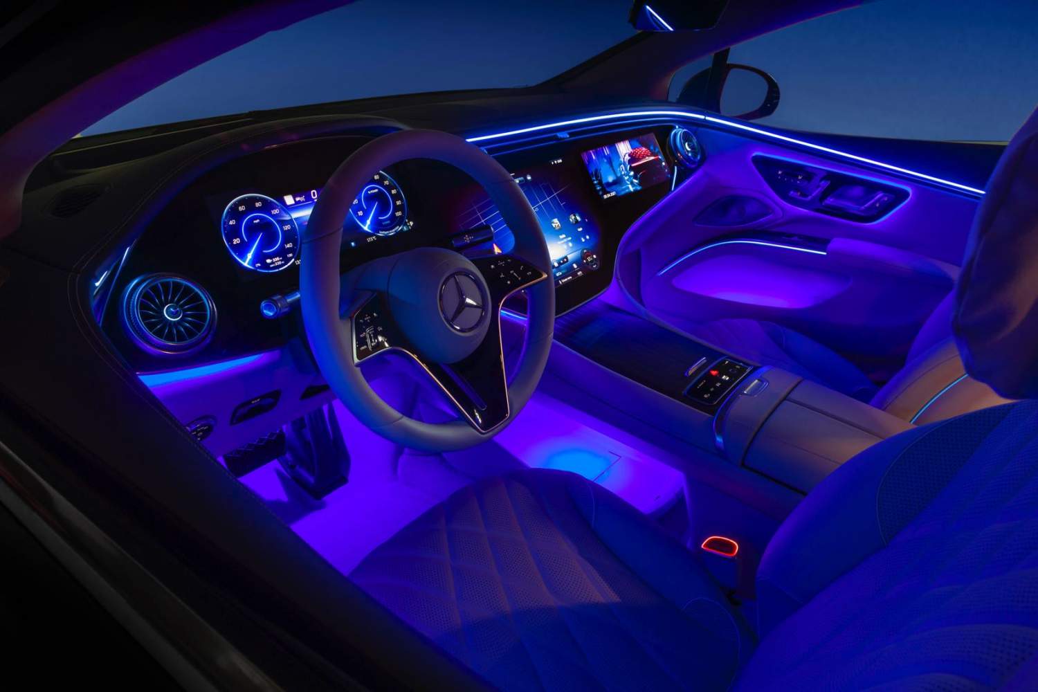 The All Electric Eqs Is Ground Zero For Mercedes Most Lavish Tech Slashgear The All Electric Eqs Is Ground Zero For Mercedes Most Lavish Tech Slashgear
